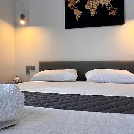 Ponti Bay 바실리키