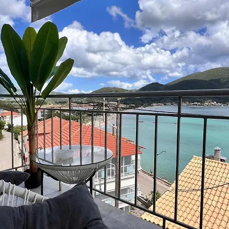 Ponti Bay * Vasiliki